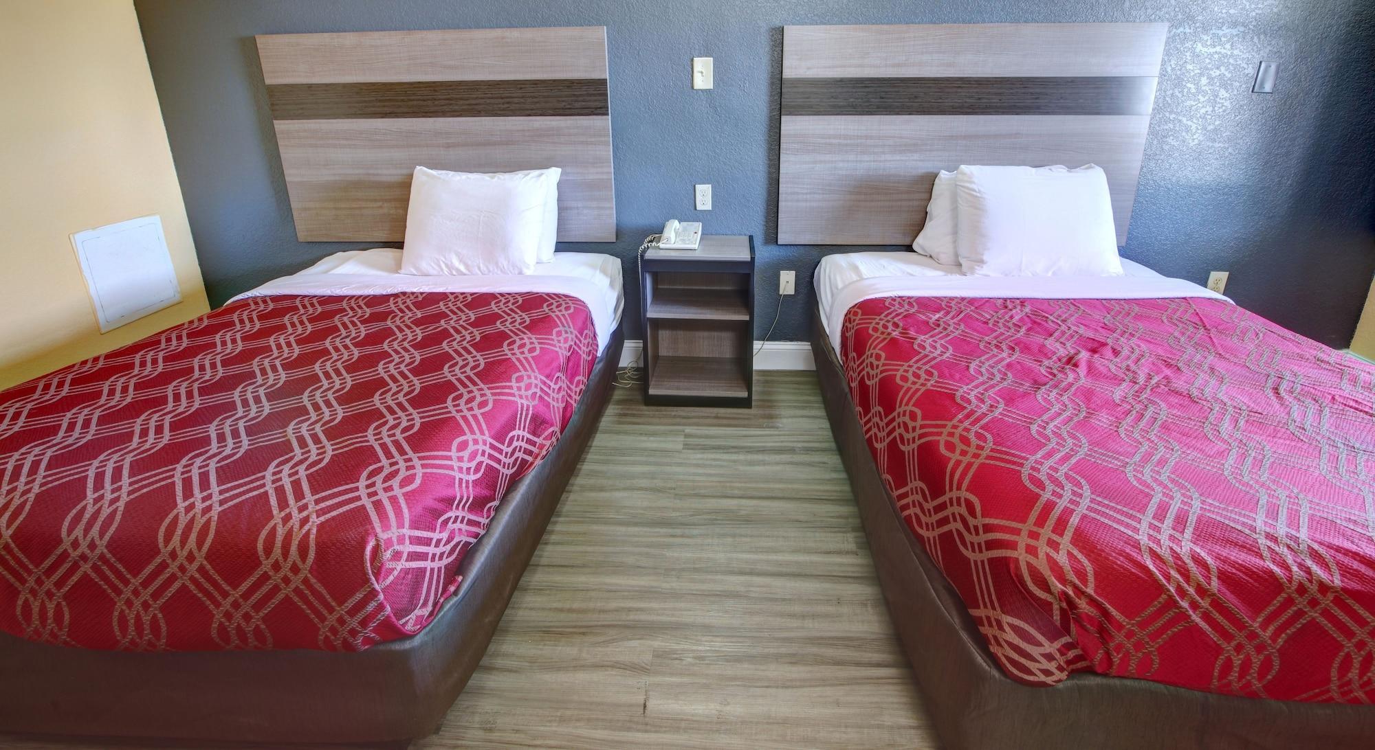 Econo Lodge At Military Circle Норфолк Экстерьер фото